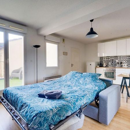 Apt De 30 M2 - 5 Min De Bordeaux - Terrasse - Parking Сенон Екстериор снимка